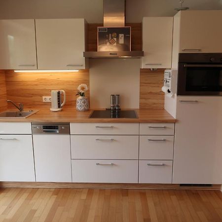 Apartment Im Rosentraum Mit Privater Terasse Baden-Baden Bagian luar foto
